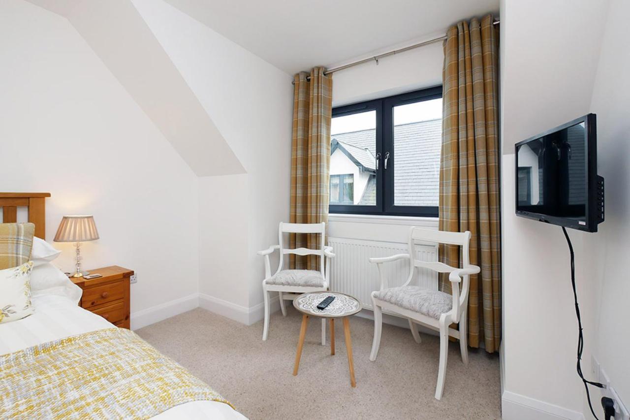 Pinewood Cottage Room B&B Инвернесс Экстерьер фото